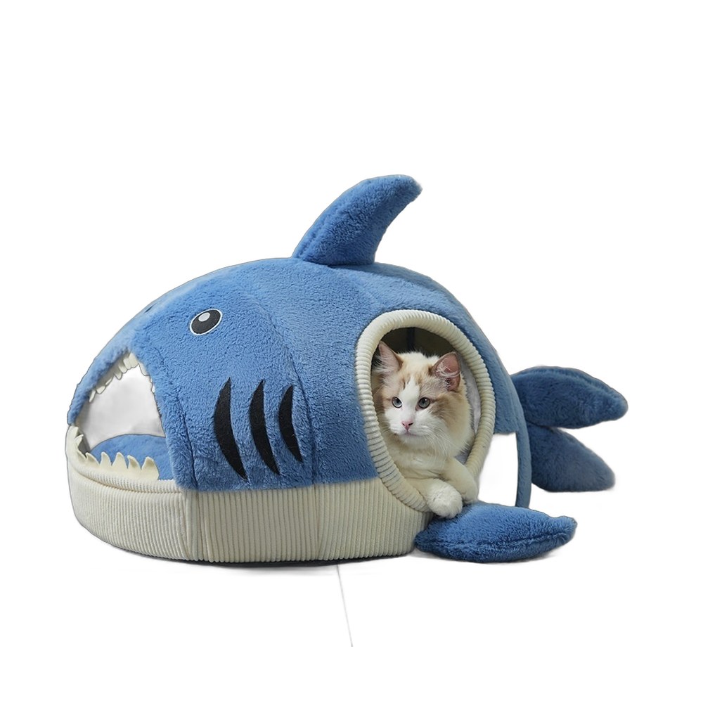 haiseng til katt i plysj